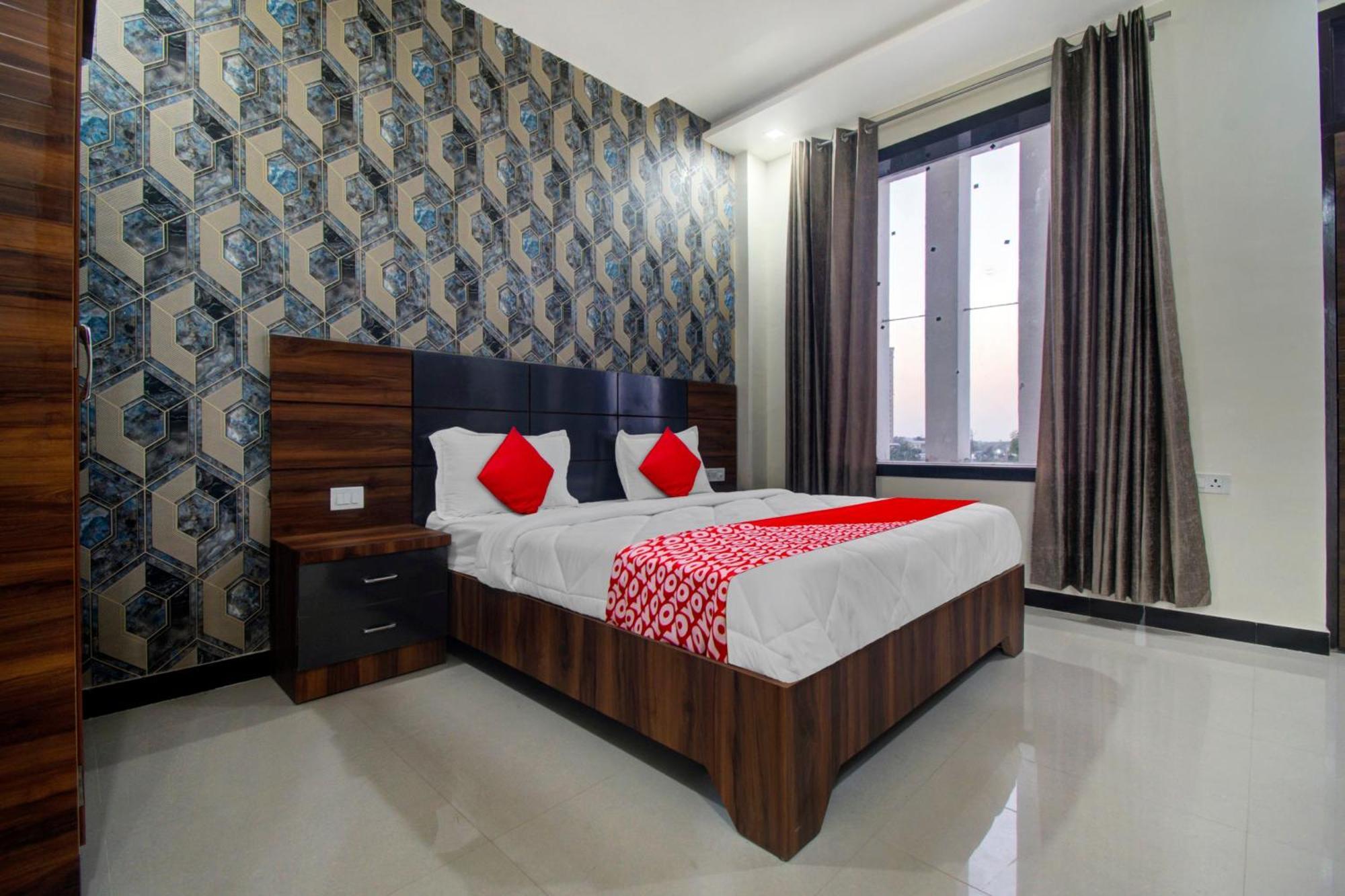 ג'איפור Hotel O Om Palace מראה חיצוני תמונה
